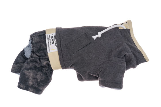 Maak je huisdieren klaar voor het koude seizoen met onze dikkere winterkleding.