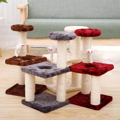 Houten kattentoren klimkader met geïntegreerd nest en meervlakkige klimkolom