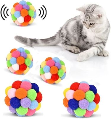 Fluffy Plush Cat Ball Toys Interactieve Chirrling Balls Kicker Toys met aangepast logo