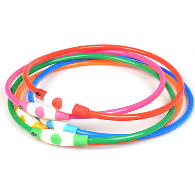 Aanpassingsservice geleverd Waterdicht USB oplaadbaar siliconen LED hondenkraag